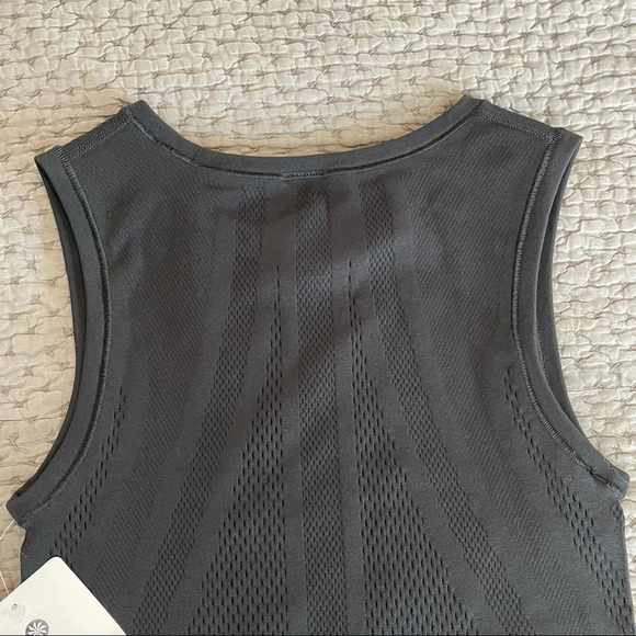 NWT Athleta Mudra Crop Tank in Black Size XXS/XS - Picture 9 of 12